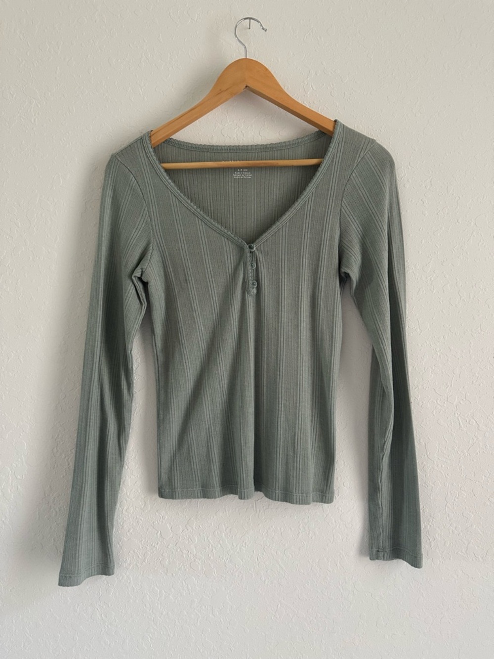 American Eagle Outfitters Sage Ribbed Long Sleeve Henley